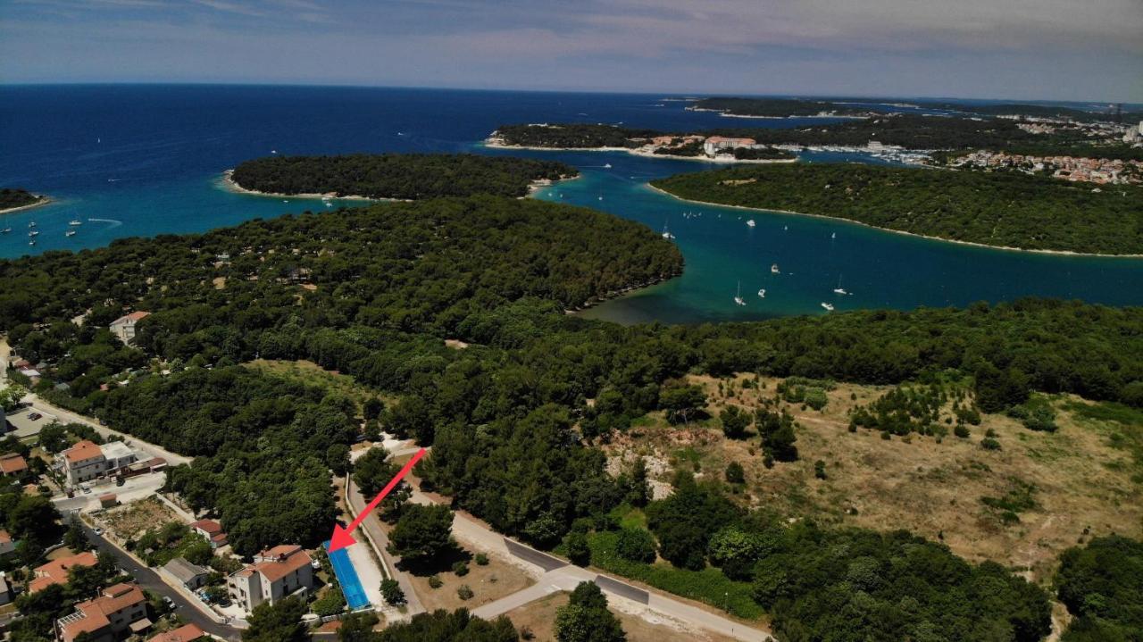 Predivan Novouredeni Apartman U Blizini Mora Banjole Esterno foto