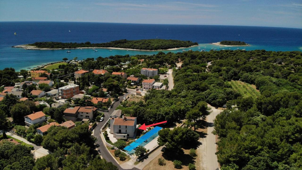 Predivan Novouredeni Apartman U Blizini Mora Banjole Esterno foto